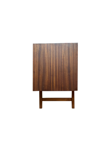 Człowiek z Komodo – Two-Door Sideboard